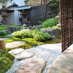 四季々々しんら京町家うなぎの寝床 , 京都市 日本